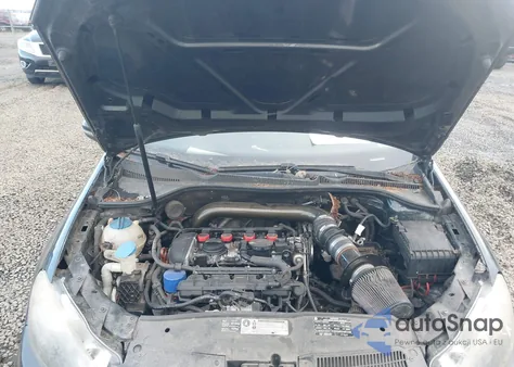 2010 Volkswagen Gti 2-Door z USA, uszkodzony, nr VIN WVWED7AJ4AW252004